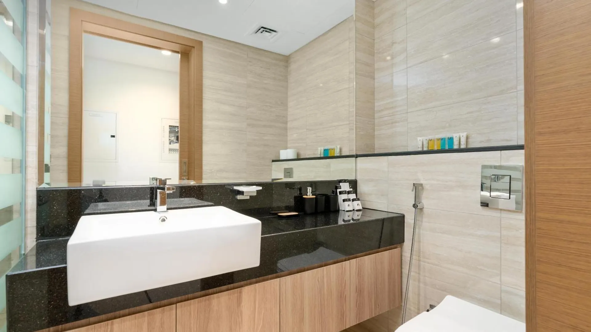 Perfect Apartment With Private Game Room Dubai United Arab Emirates