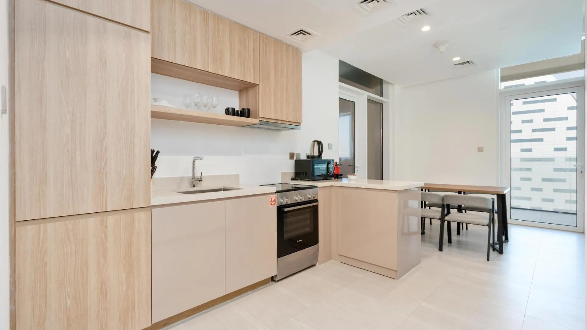 Perfect Apartment With Private Game Room Dubai
