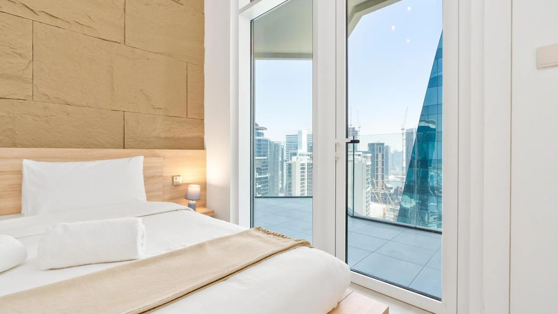 Perfect Apartment With Private Game Room Dubai