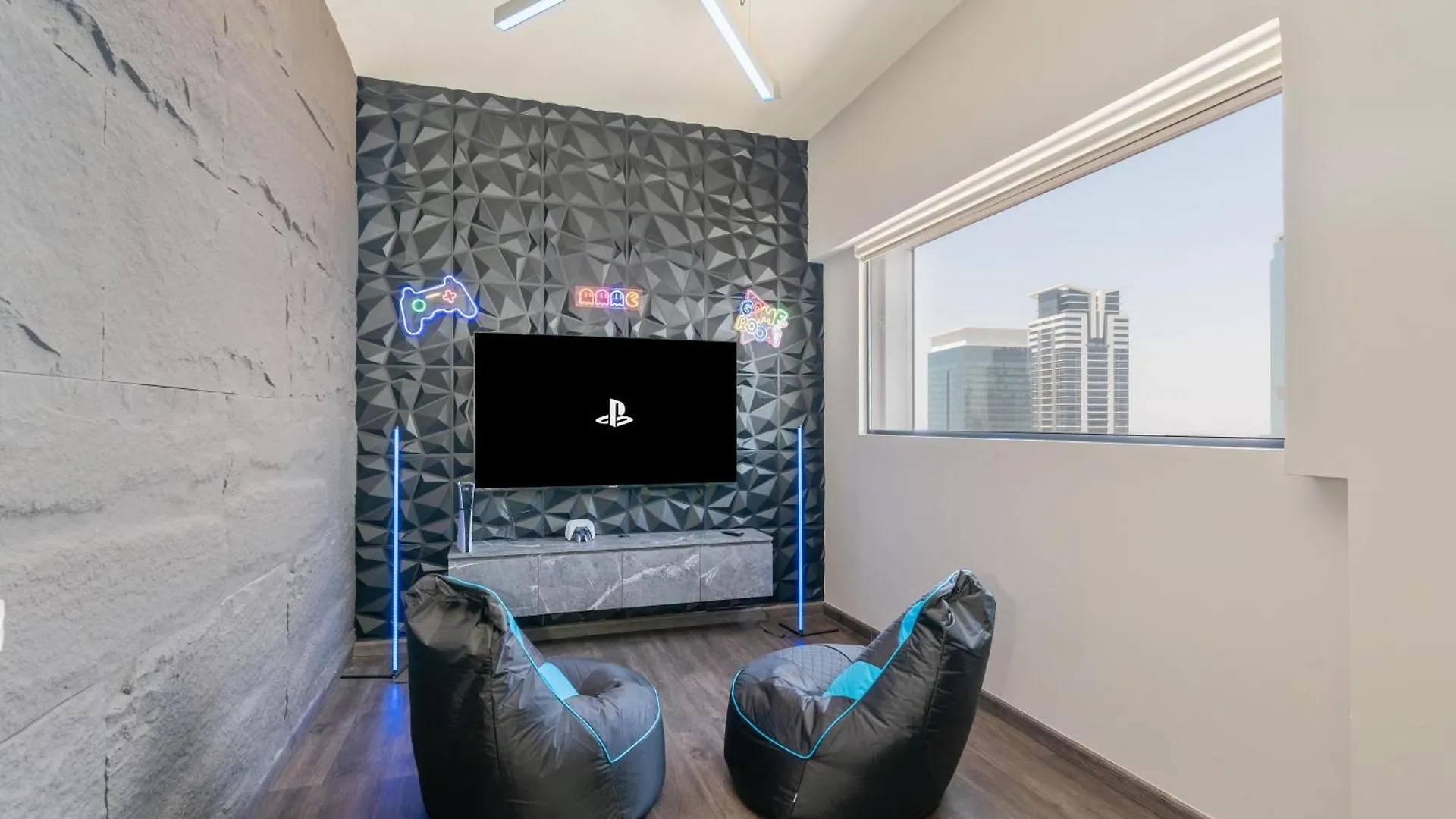 Perfect Apartment With Private Game Room Dubai United Arab Emirates